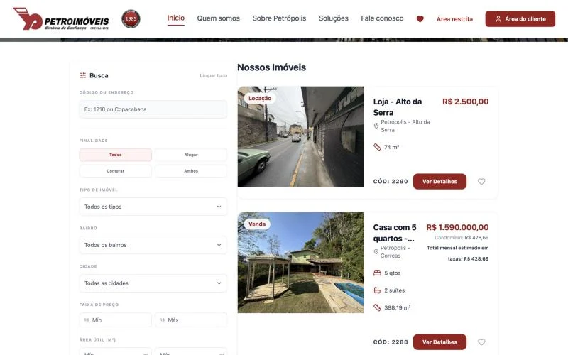 Vitrine de imóveis da Petroimóveis com busca por finalidade, tipo, bairro, preço, área e quartos